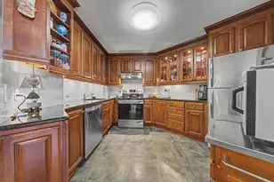 1015 Harmon Cove Tower, Secaucus, NJ 07094 - Photo 4