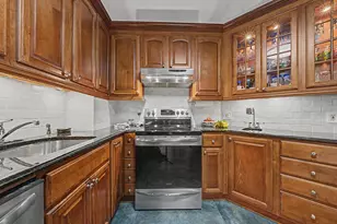 1015 Harmon Cove Tower, Secaucus, NJ 07094 - Photo 6