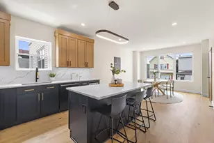 79 E 23rd St, Bayonne, NJ 07002 - Photo 6