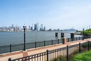 100 Eton Row, Weehawken, NJ 07086 - Photo 30