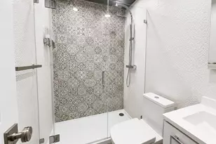 6816 Bellevue Ave, Guttenberg, NJ 07093 - Photo 6