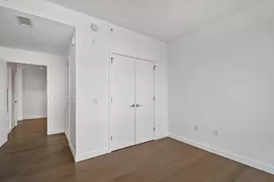 75 Park Ln S, Jersey City, NJ 07310 - Photo 12