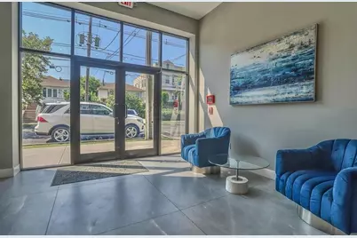 140 Avenue B #204, Bayonne, NJ 07002 - Photo 4