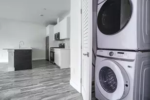 140 Avenue B, Bayonne, NJ 07002 - Photo 12