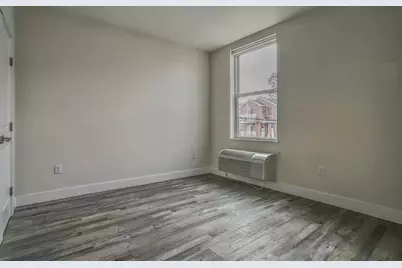 140 Avenue B #204, Bayonne, NJ 07002 - Photo 14