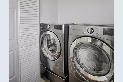 234 Price Ct, West New York, NJ 07093 - Photo 16