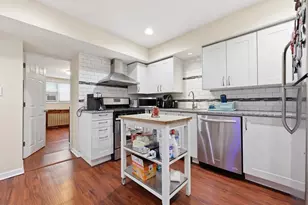 39 Waverly St, Jersey City, NJ 07306 - Photo 2
