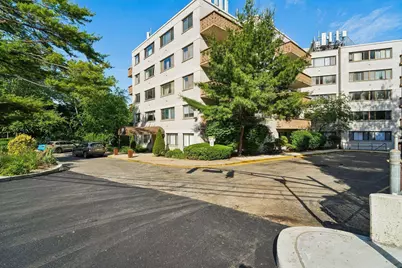 1375 River Rd #1A, Edgewater, NJ 07020 - Photo 16