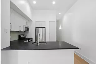 4 Beacon Way, Jersey City, NJ 07304 - Photo 6