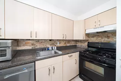 364 1st St #1, Jersey City, NJ 07302 - Photo 8