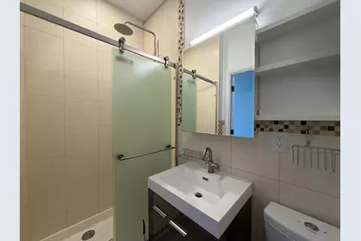 228 Maple St #2, Weehawken, NJ 07086 - Photo 8