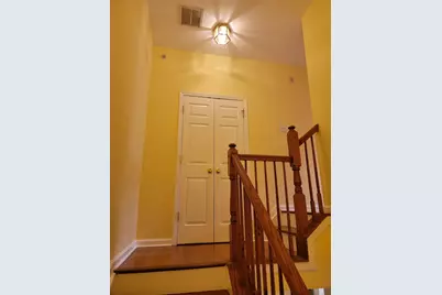8 McMartin Ct, Jersey City, NJ 07305 - Photo 8