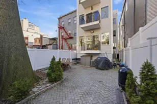 22 Lincoln St, Jersey City, NJ 07307 - Photo 22