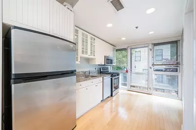 557 2nd St #4, Hoboken, NJ 07030 - Photo 2