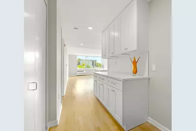310 Hudson Park #310, Edgewater, NJ 07020 - Photo 6