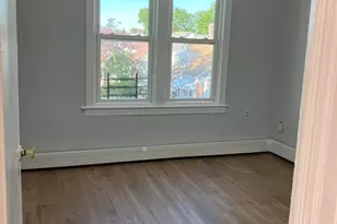 132 W 19th St, Bayonne, NJ 07002 - Photo 4