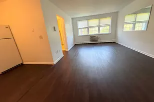 605 Grove St, Clifton, NJ 07013 - Photo 2
