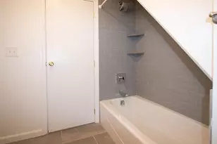 26 E 32nd St, Bayonne, NJ 07002 - Photo 8