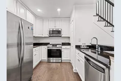 7400 River Rd #442, North Bergen, NJ 07047 - Photo 4