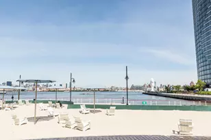 75 Park Ln S, Jersey City, NJ 07310 - Photo 16