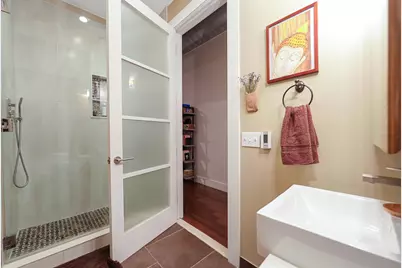 650 Montgomery St #403, Jersey City, NJ 07306 - Photo 16