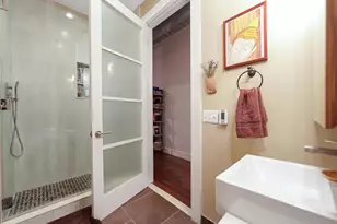 650 Montgomery St, Jersey City, NJ 07306 - Photo 16