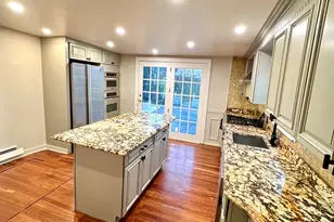 25 Whitman Ave, Jersey City, NJ 07306 - Photo 8