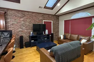 262 North St, Jersey City, NJ 07307 - Photo 8