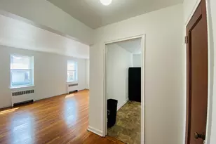 965 Avenue C, Bayonne, NJ 07002 - Photo 6