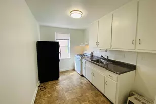965 Avenue C, Bayonne, NJ 07002 - Photo 16