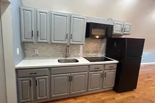 165 Wegman Pkwy, Jersey City, NJ 07305 - Photo 4