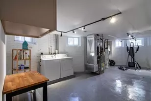 129 Clifton Pl, Jersey City, NJ 07304 - Photo 12