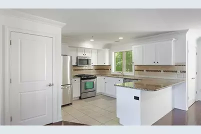 1625 Paterson Plank Rd, Secaucus, NJ 07094 - Photo 12