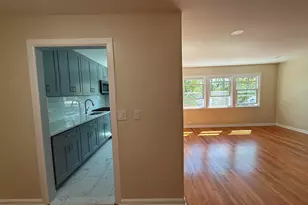 42 Briarwood Rd, Jersey City, NJ 07305 - Photo 16