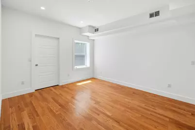 141 Beach St, Jersey City, NJ 07307 - Photo 4