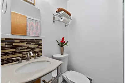 34 Linden Ave, Jersey City, NJ 07305 - Photo 14