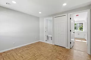 2 Laurel Ct, Jersey City, NJ 07302 - Photo 10