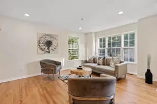 27 Bayside Dr, Bayonne, NJ 07002 - Photo 2