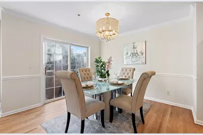 27 Bayside Dr, Bayonne, NJ 07002 - Photo 4