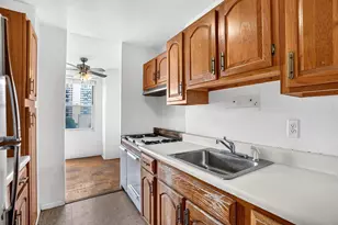 10 Huron Ave, Jersey City, NJ 07306 - Photo 12