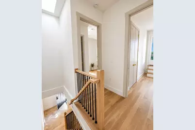 7 Pierce Ave, Jersey City, NJ 07307 - Photo 8