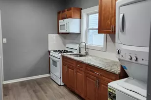 334 Stegman Pkwy, Jersey City, NJ 07305 - Photo 10