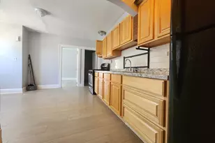 261 Centre Ave, Secaucus, NJ 07094 - Photo 4