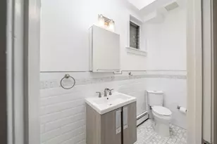 28 Jones St, Jersey City, NJ 07306 - Photo 10