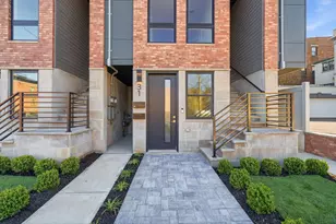 27 Clinton Ave, Jersey City, NJ 07304 - Photo 2