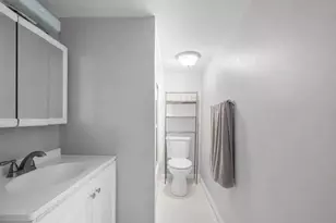 55 Central Ln, Secaucus, NJ 07094 - Photo 24