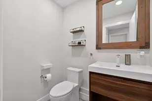 1175 Summit Ave, Jersey City, NJ 07307 - Photo 14