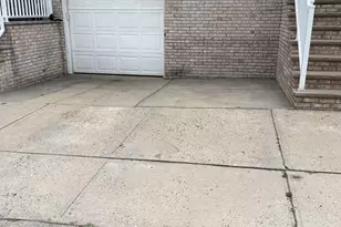 25 Kelly Pkwy, Bayonne, NJ 07002 - Photo 2