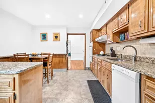 51 Boyd Ave, Jersey City, NJ 07304 - Photo 20