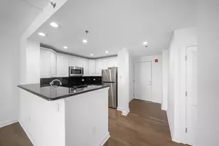 6408 City Pl, Edgewater, NJ 07020 - Photo 4